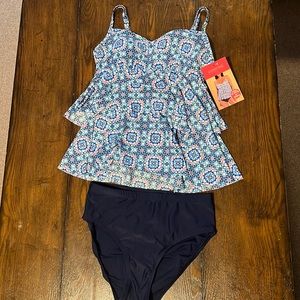 Christina Women's 2-piece Tankini Swimwear Set